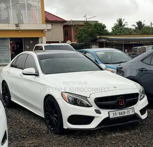 Mercedes-Benz C300 Luxury 4Matic Sedan AWD (2.0L 4cyl 7A) 2016 Blue