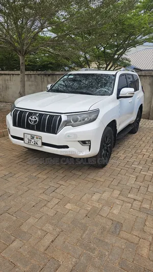 Toyota Land Cruiser Prado 2.7 2017 White