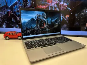 Laptop Dell Precision 3550 16GB Intel Core i7 SSD 256GB