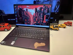 Laptop Lenovo Yoga 700 8GB Intel Core i5 SSD 512GB