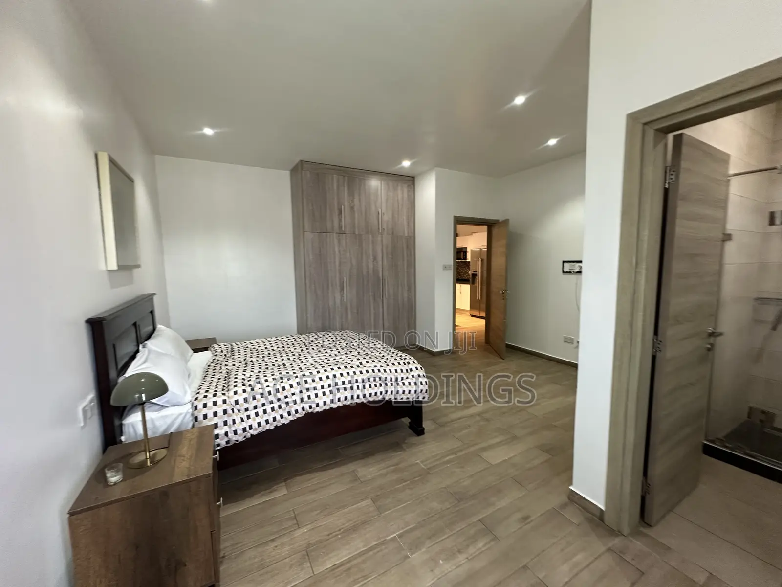 Furnished 4bdrm Apartment in East Legon for rent