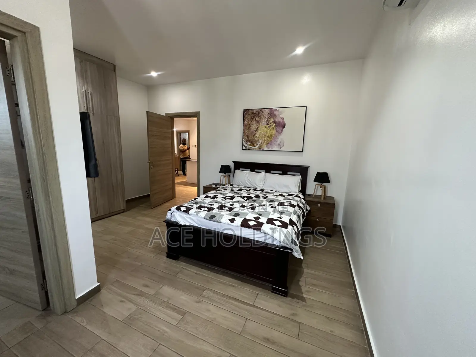 Furnished 4bdrm Apartment in East Legon for rent