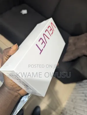 New LG Velvet 128 GB Black