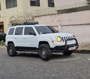 Jeep Patriot Latitude 4x4 2017 White