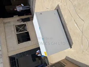 Neatly Sealed Midea 418ltrs Chest Freezer Mdrc564fzf01