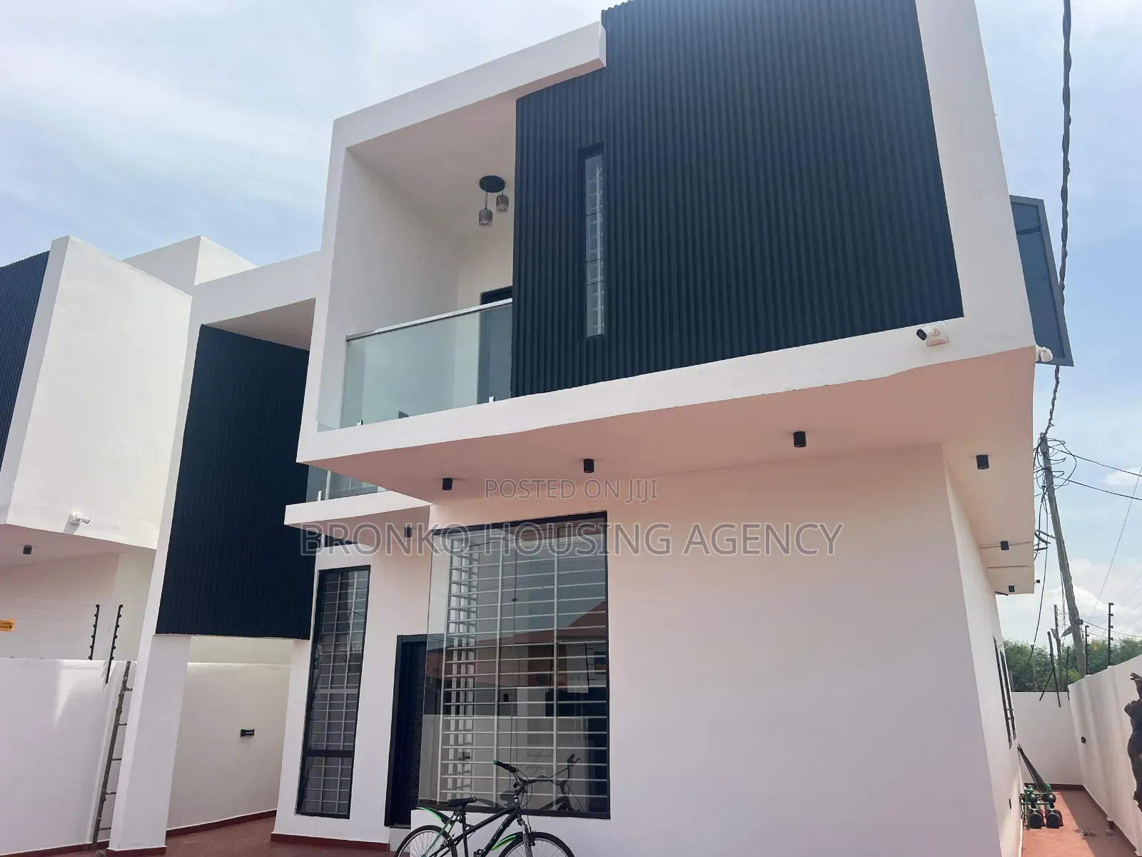 4bdrm House in Bronko Housing, Baatsona Total for rent