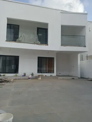 4bdrm House in Burma Hills Close To, Accra Metropolitan for sale