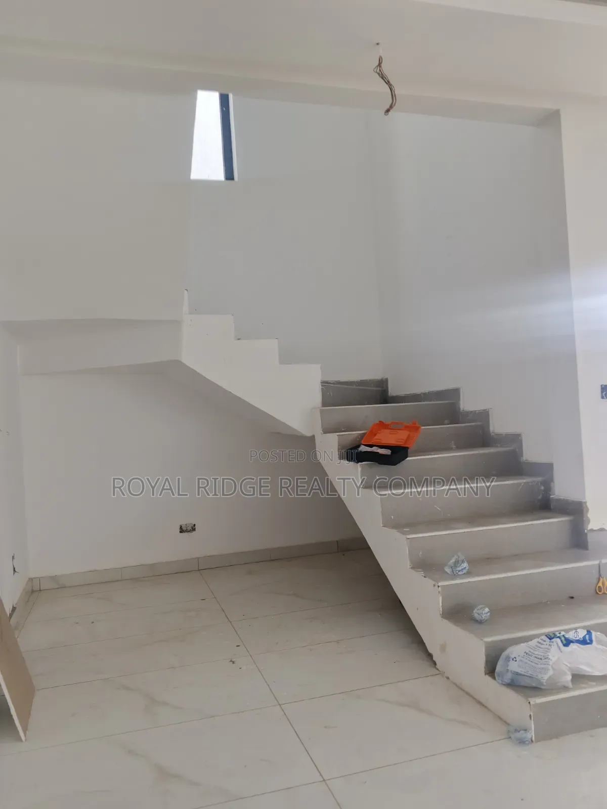 4bdrm House in Burma Hills Close To, Accra Metropolitan for sale