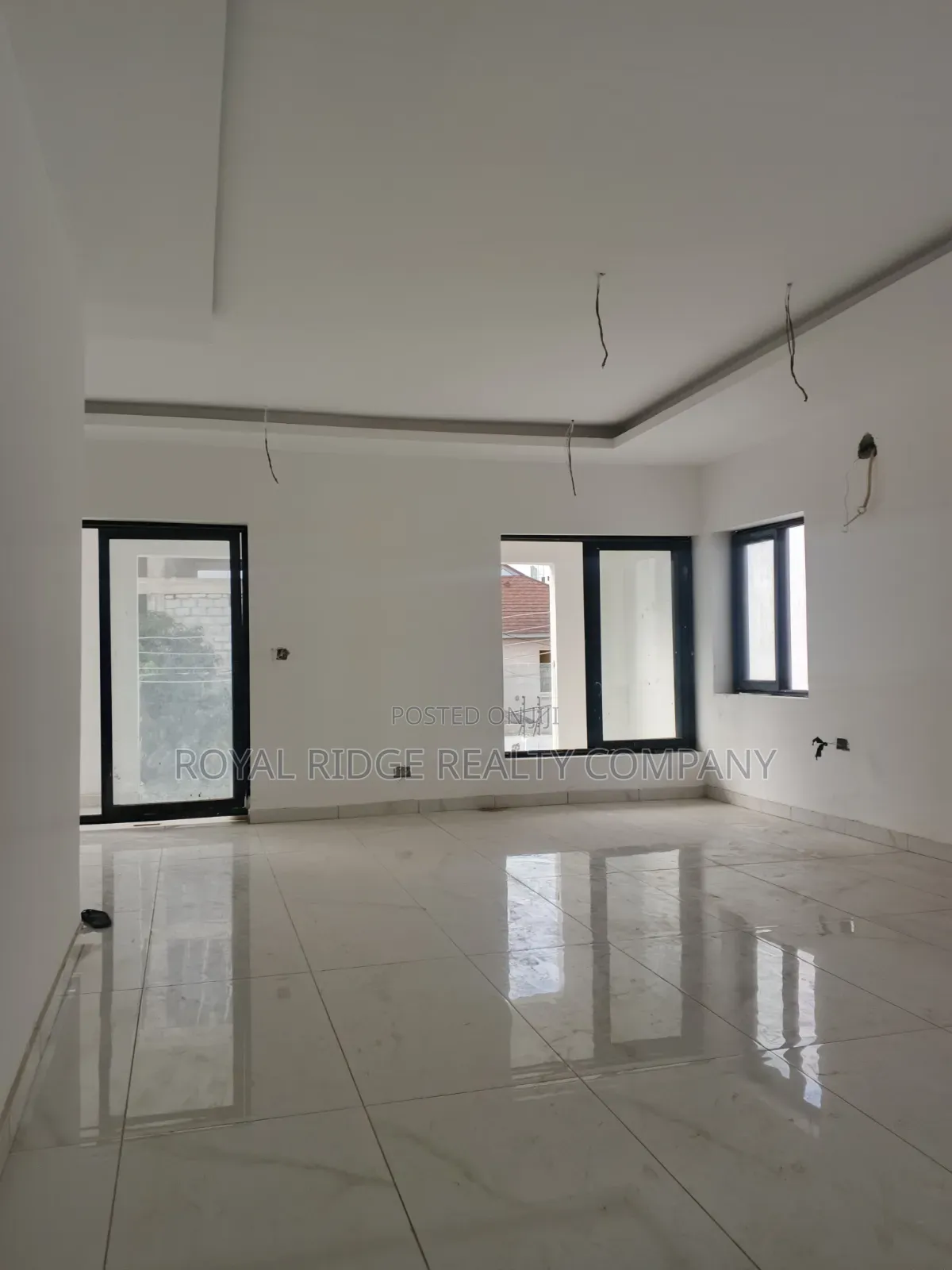 4bdrm House in Burma Hills Close To, Accra Metropolitan for sale
