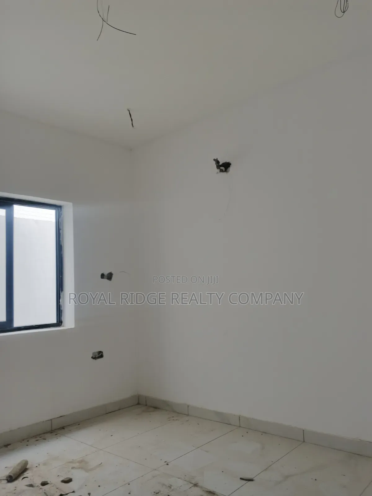4bdrm House in Burma Hills Close To, Accra Metropolitan for sale