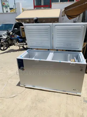 Hot Deals on Chest Freezer 508l Double Door Midea