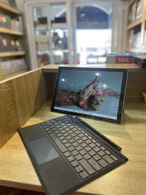 Laptop Microsoft Surface Pro 6 16GB Intel Core i7 SSD 512GB