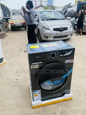 Hand Wash Effect Full Auto Midea 7kg Front Load