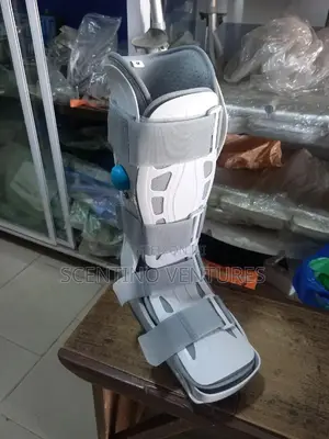 Aircast Boot / Orthopaedic Shoes/ Ankle Stabilizer