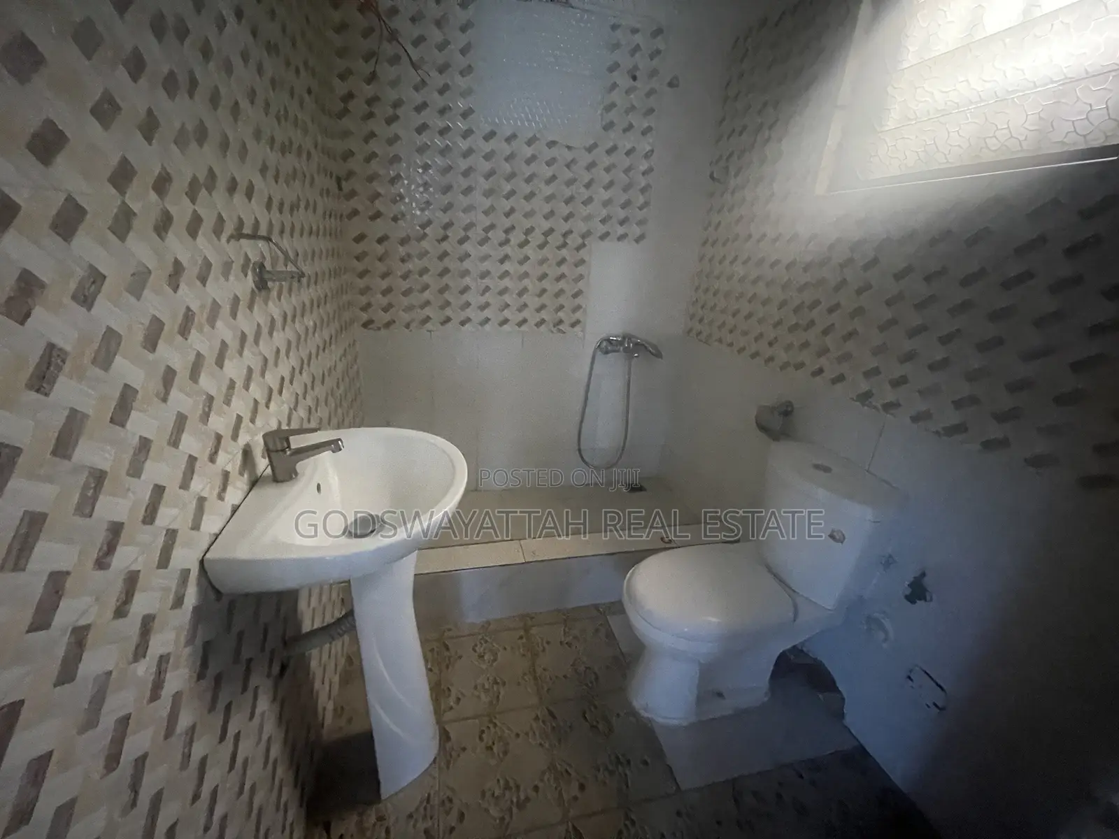 2bdrm Apartment in East Legon, Adjiriganor for rent