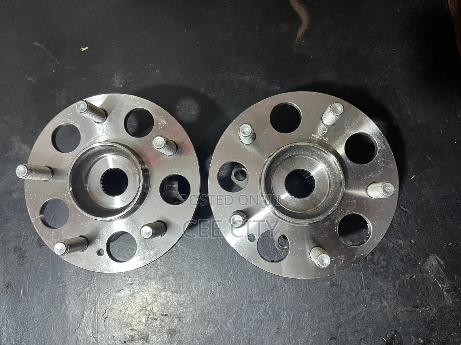 Honda Cr-v 2017-2022 Back Hub. 4x4