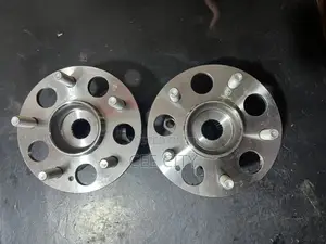 Honda Cr-v 2017-2022 Back Hub. 4x4