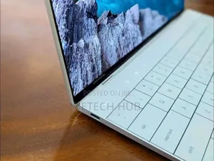 New Laptop Dell XPS 13 32GB Intel Core Ultra 7 SSD 1T