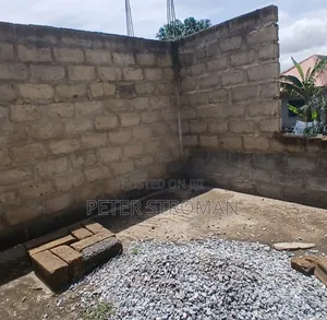 4bdrm Mansion in Kass Estate, Amasaman for sale