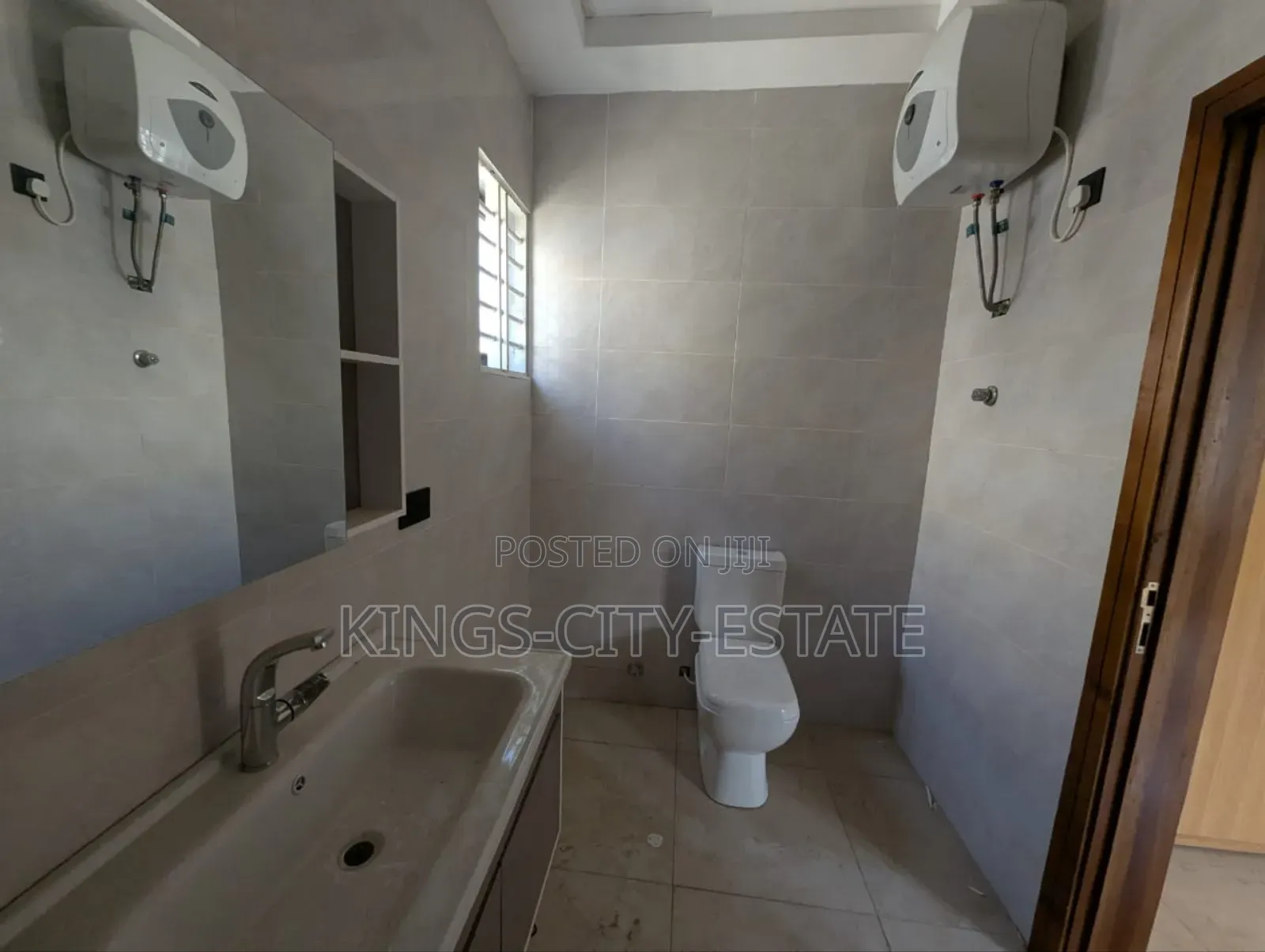 3bdrm House in Achimota Near The for rent