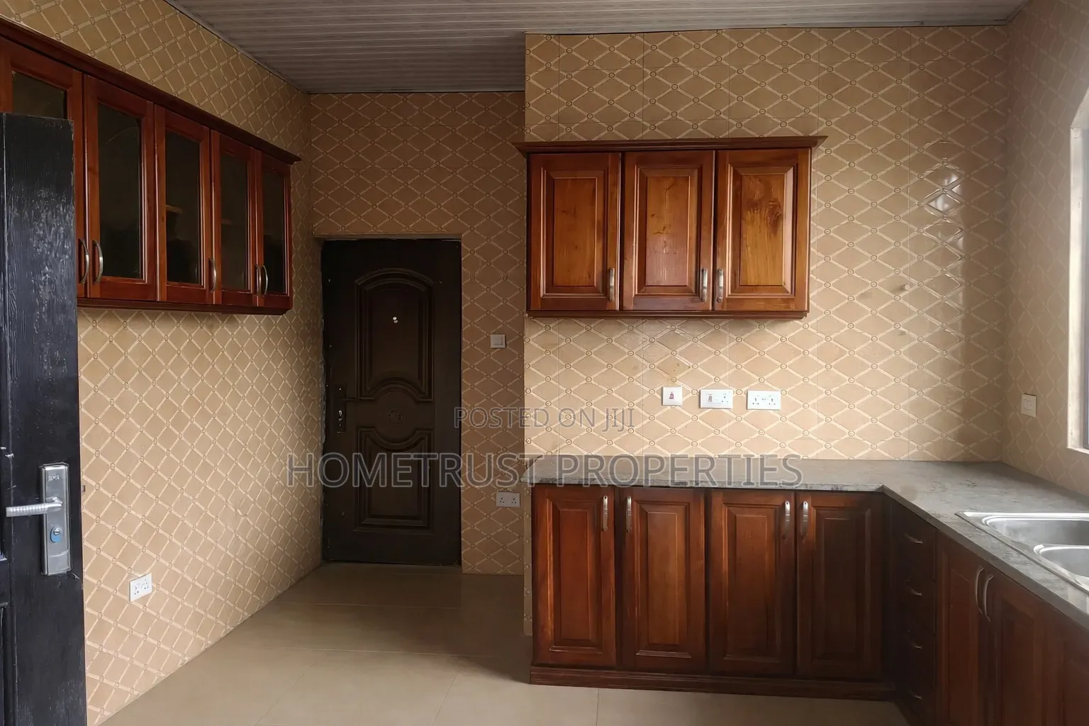 6bdrm Duplex in Pokuase Amanfrom for sale