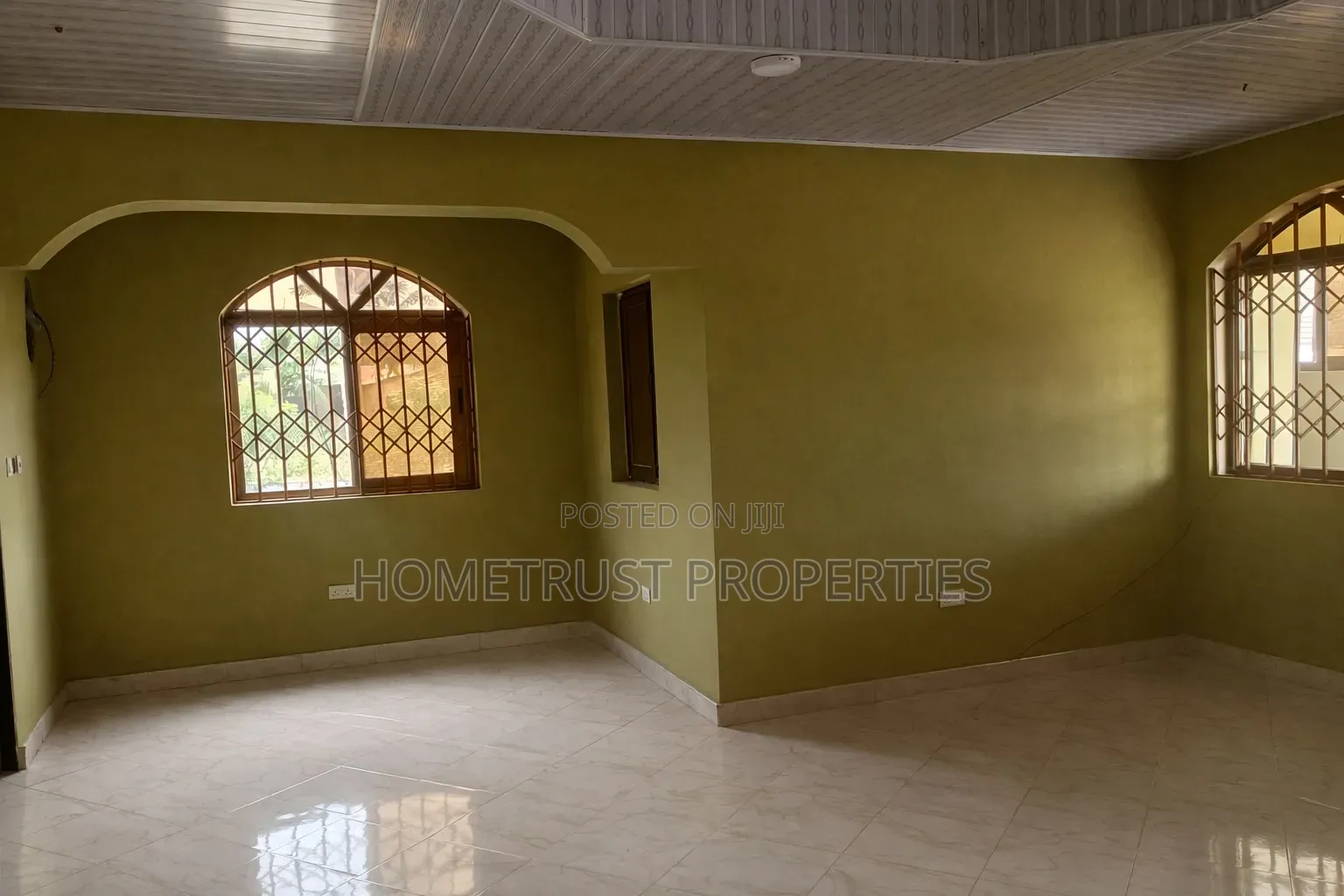 6bdrm Duplex in Pokuase Amanfrom for sale