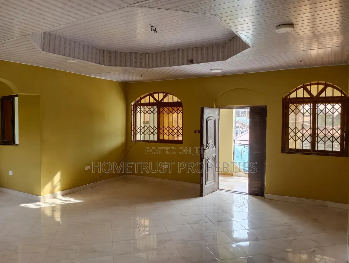6bdrm Duplex in Pokuase Amanfrom for sale