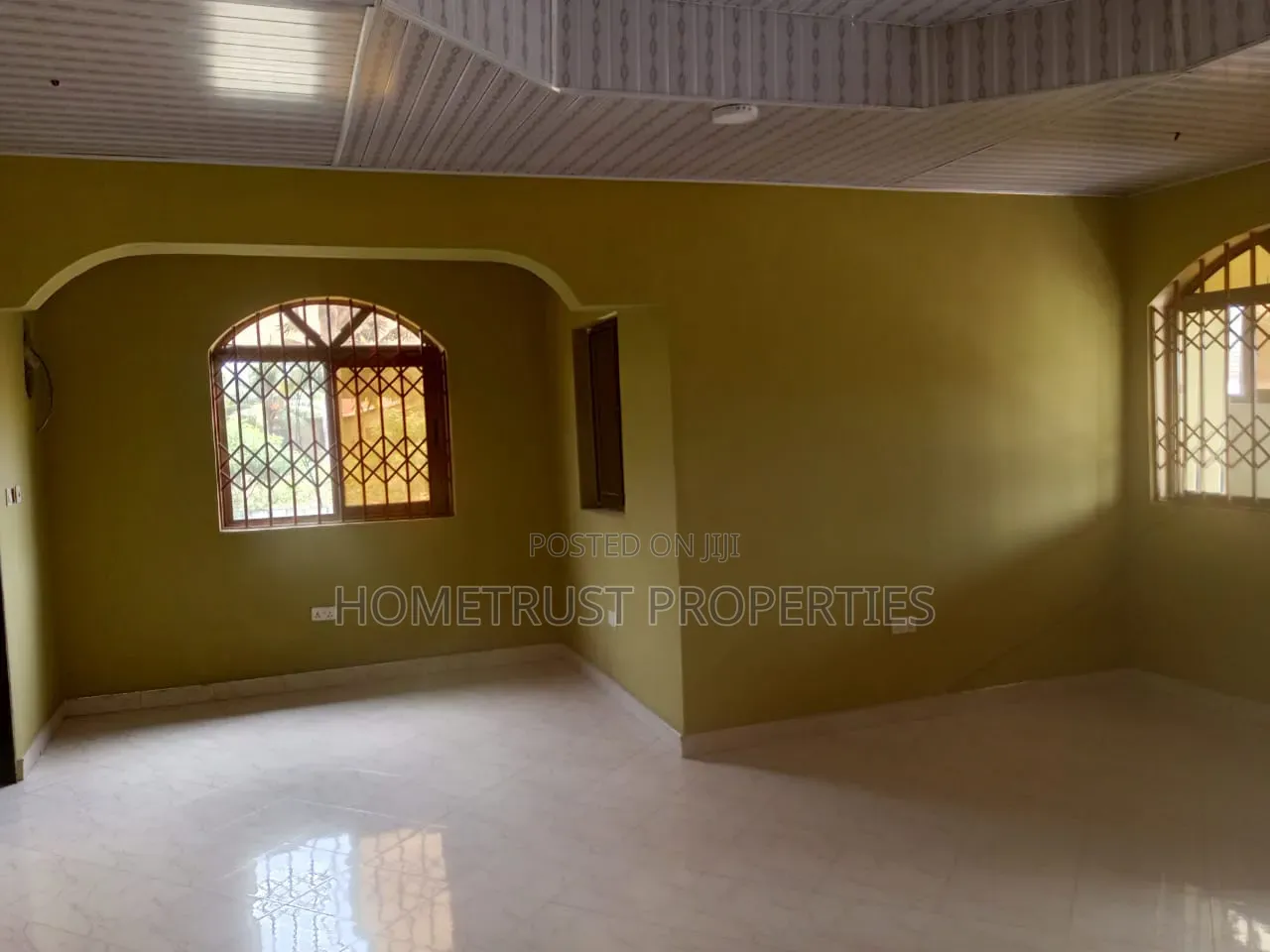 6bdrm Duplex in Pokuase Amanfrom for sale