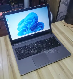 Laptop Dell Inspiron 5558 8GB Intel Core i5 HDD+SSD 320GB