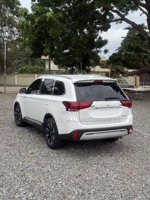 Mitsubishi Outlander 2.0 PHEV AWD 2018 White
