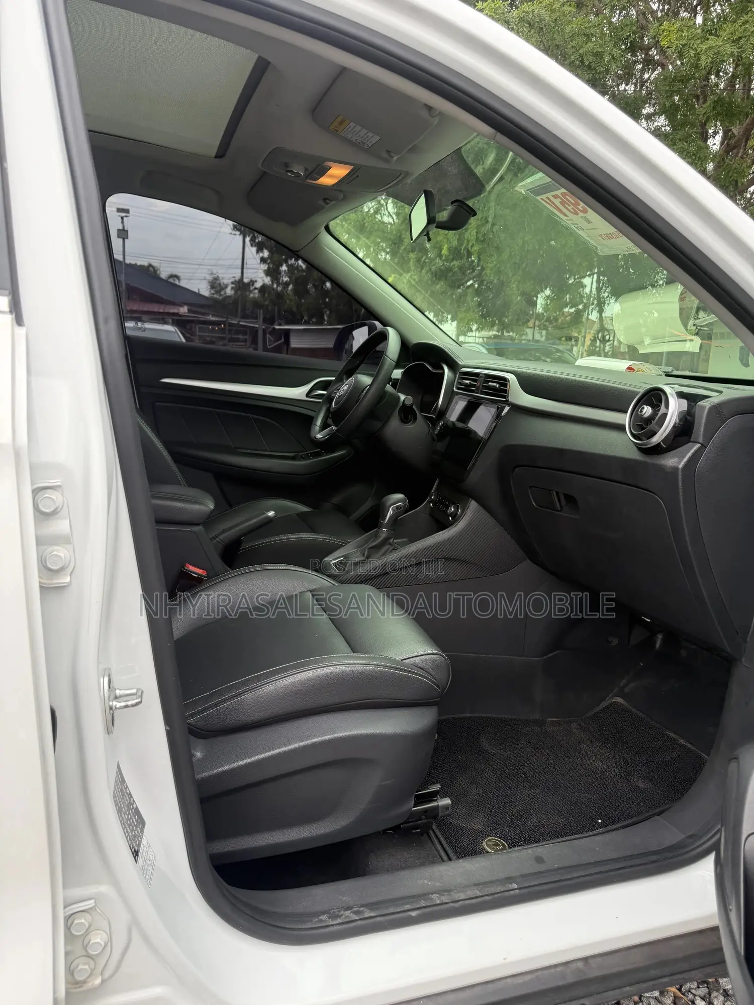 MG ZS 2019 White