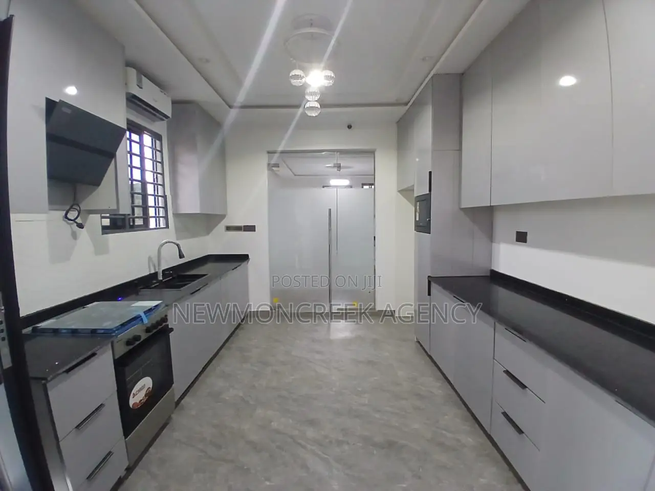 3bdrm Bungalow in Lakeside Estates, Accra Metropolitan for sale