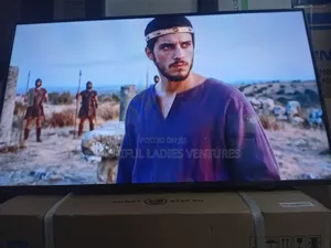 Samsung 43” Smart Entertainment Tv With Crystal Display