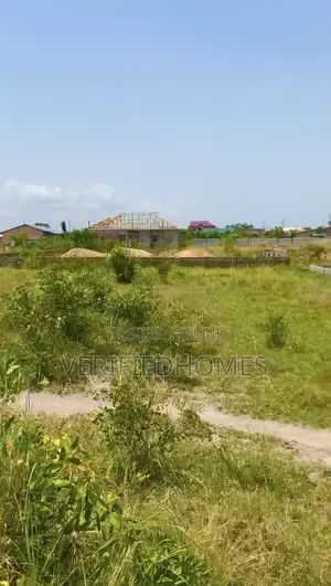 Affordable Land for Sale 75,0000ghc Location:Katamanso Apolonia Road