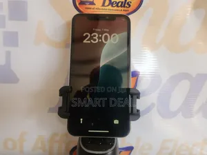 Apple iPhone XR 64 GB White