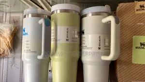 Stanley the Quencher H20 Cup 40 Oz
