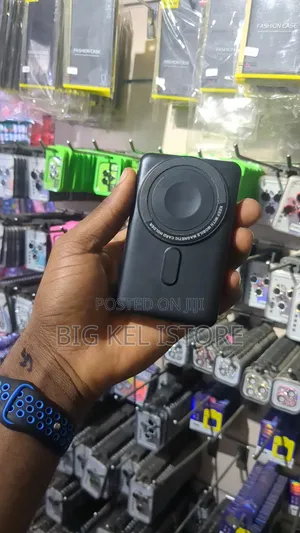 Sleek Magnetic Power Bank With Stand