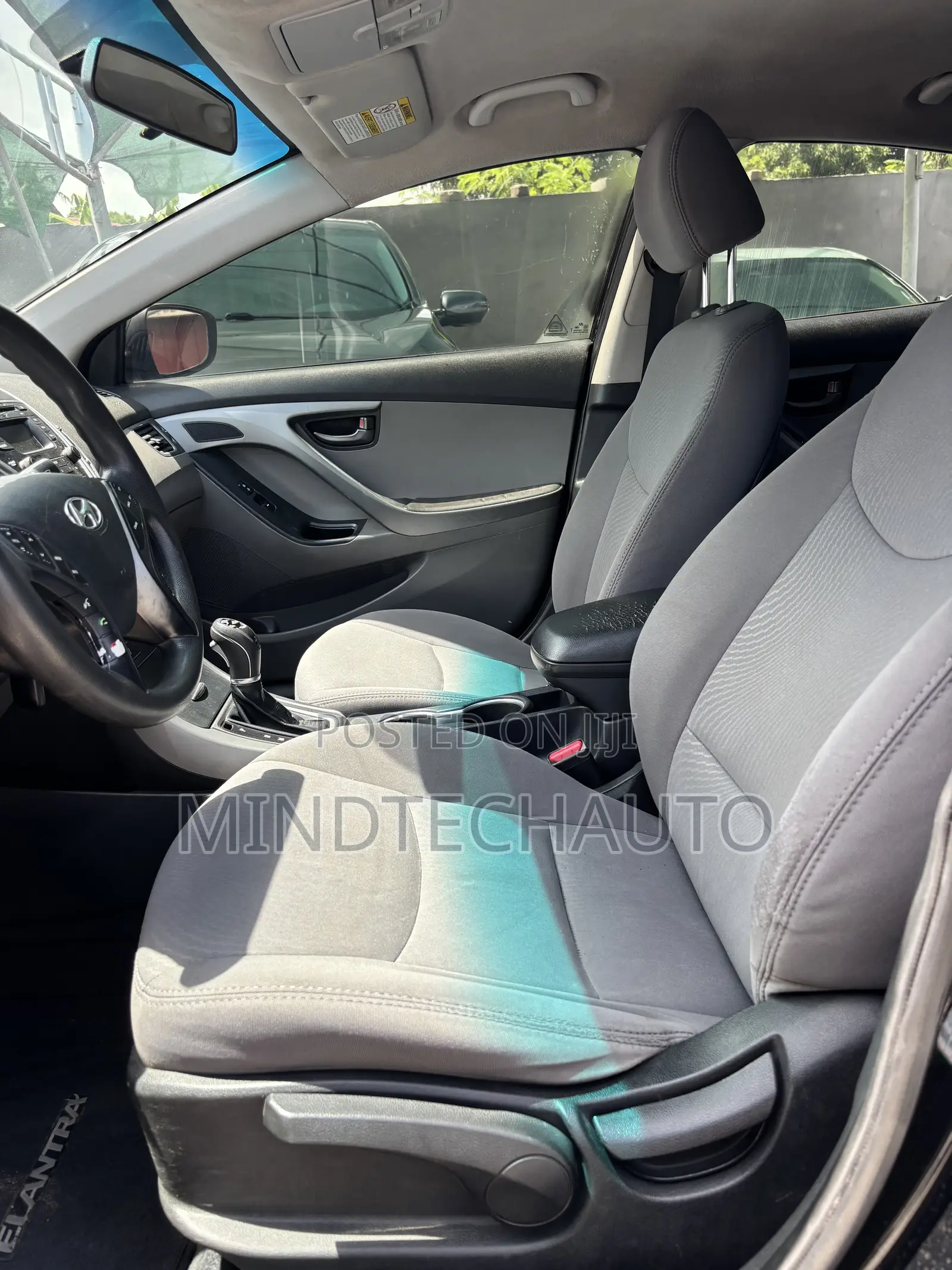 Hyundai Elantra Limited 4dr Sedan (1.8L 4cyl 6A) 2015 Black