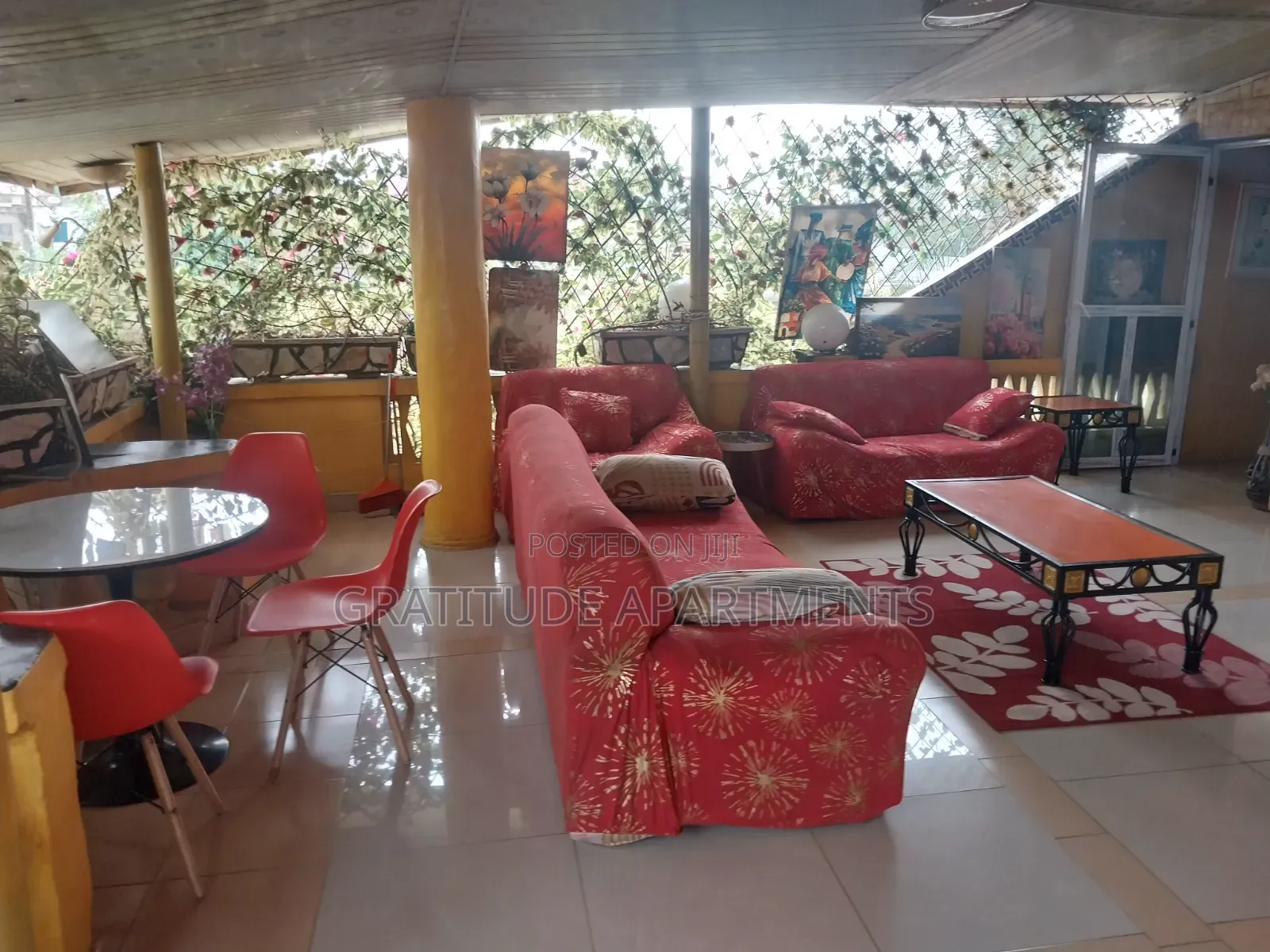 Gratitude:Presidential Suite-1brm+Sit-Out Lounge Ghc600 Per Day:2guest
