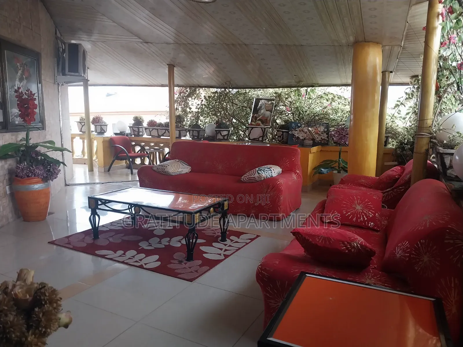 Gratitude:Presidential Suite-1brm+Sit-Out Lounge Ghc600 Per Day:2guest