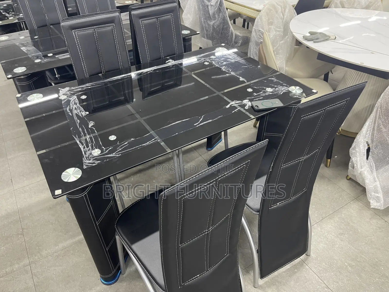 Glass Dining Table With 4 Leather Chairs