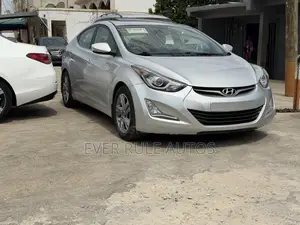 Hyundai Elantra Limited 4dr Sedan (1.8L 4cyl 6A) 2015 Silver