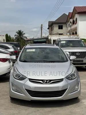 Hyundai Elantra Limited 4dr Sedan (1.8L 4cyl 6A) 2015 Silver