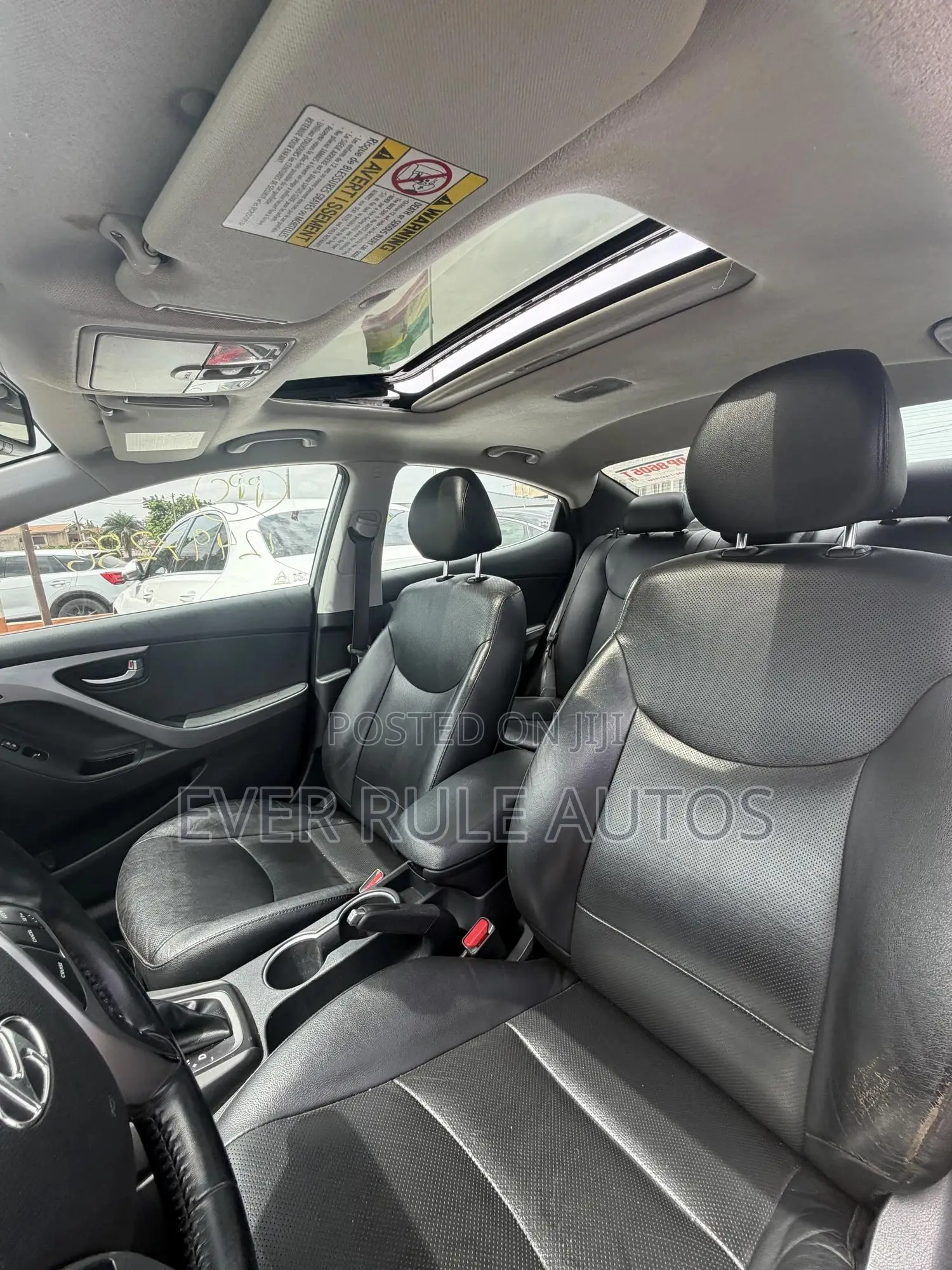 Hyundai Elantra Limited 4dr Sedan (1.8L 4cyl 6A) 2015 Silver