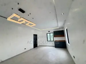 5bdrm Mansion in East Legon Hills for sale