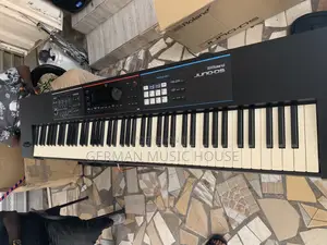 Juno-Ds Synthesizer 88keys