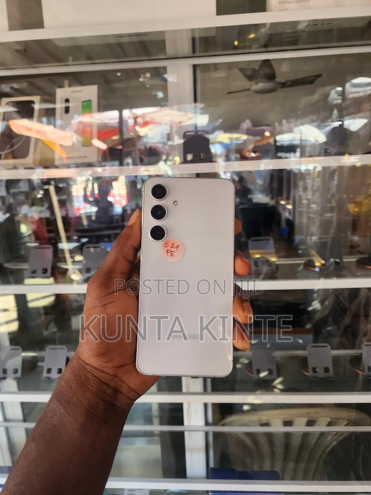 Samsung Galaxy S24 FE 256 GB White