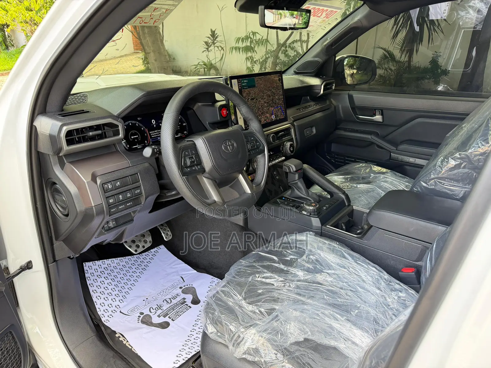Toyota Tacoma 2024 White