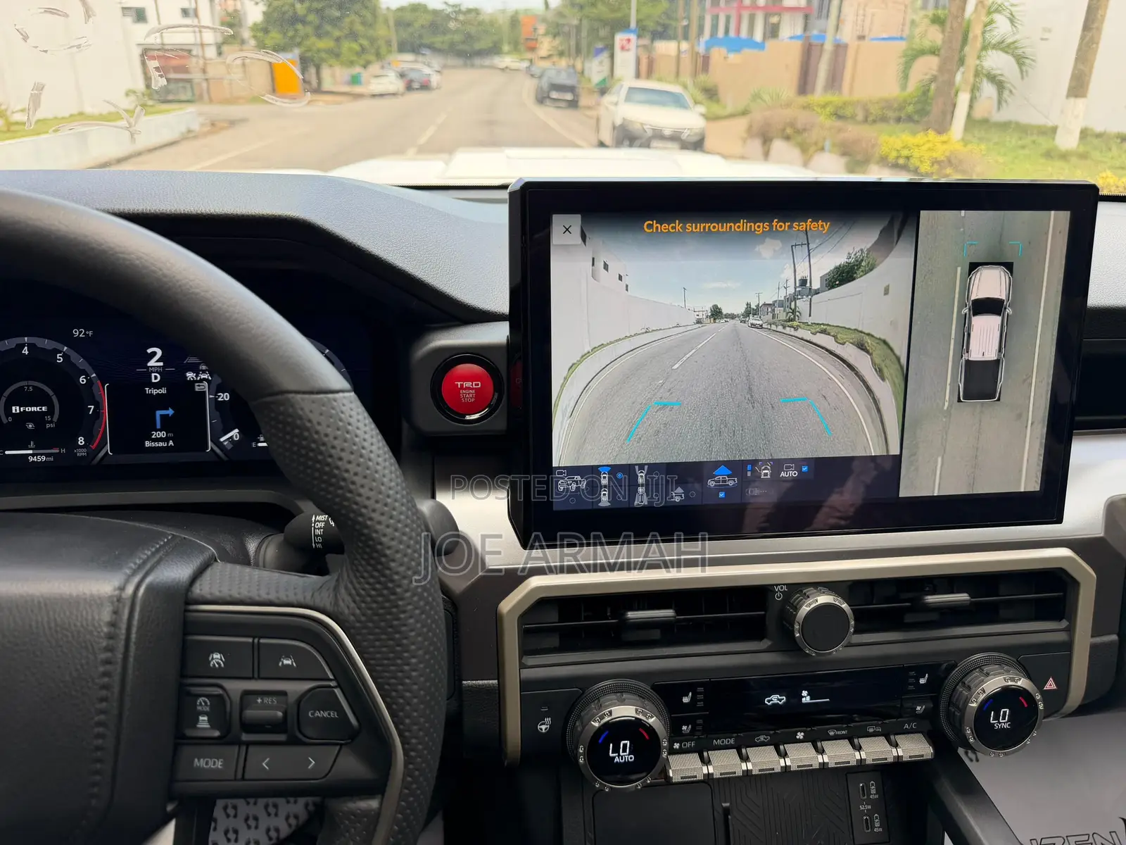 Toyota Tacoma 2024 White