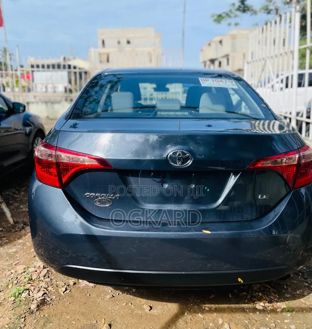 Toyota Corolla 2019 Beige